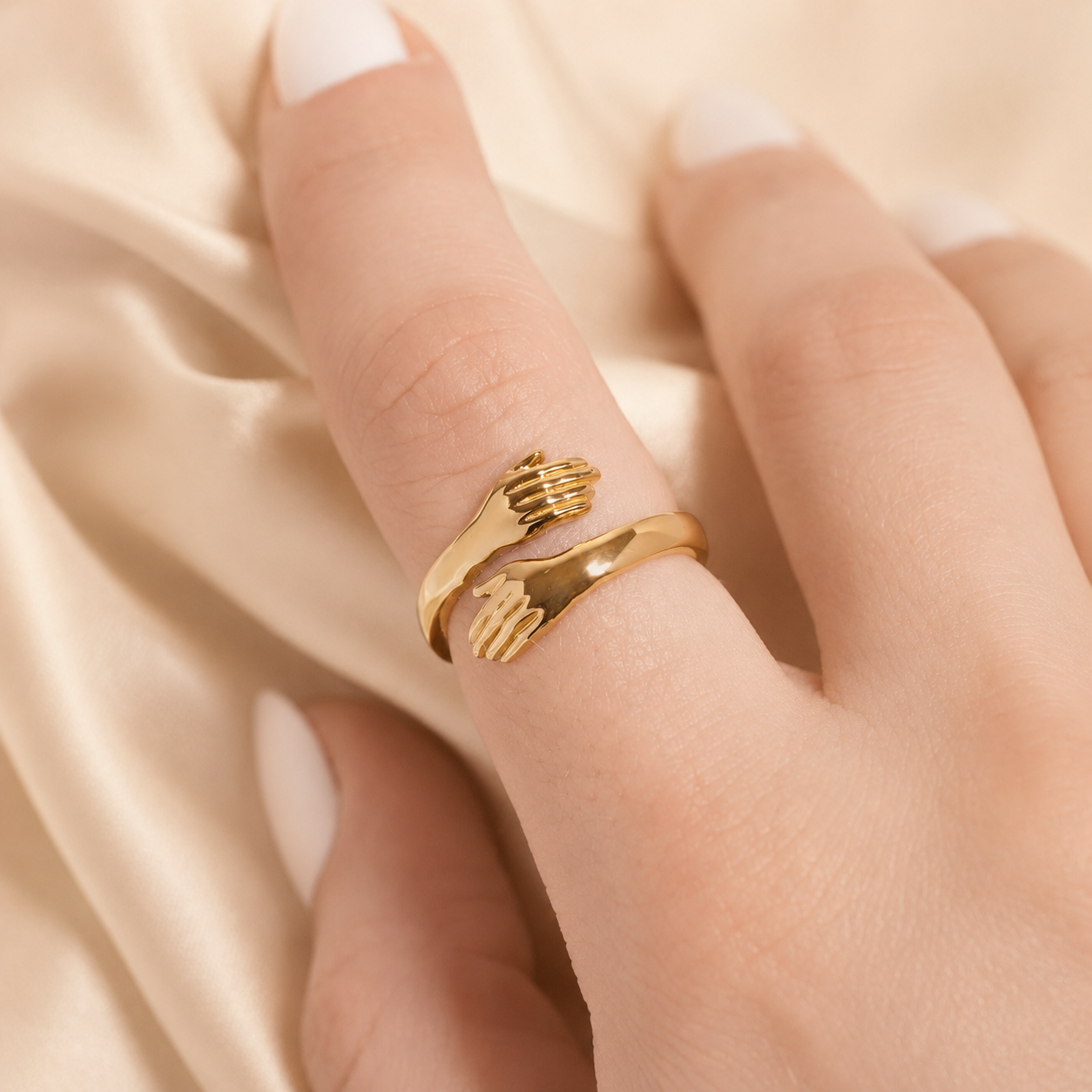 Hug Ring