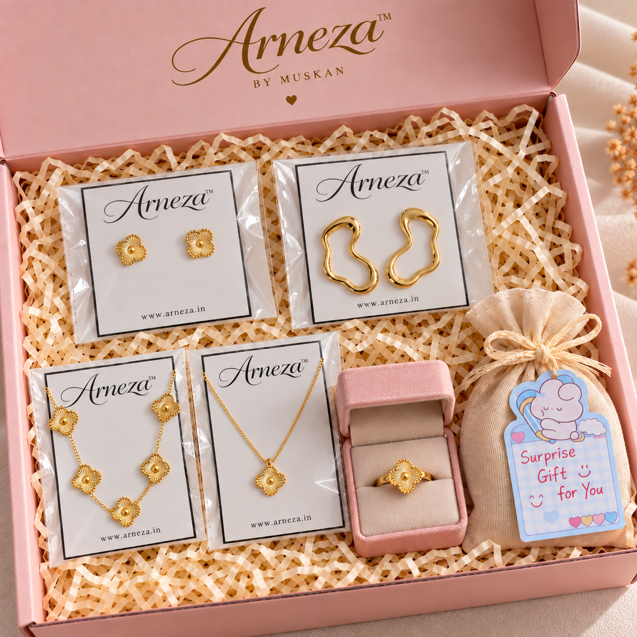 Golden Charm Hamper
